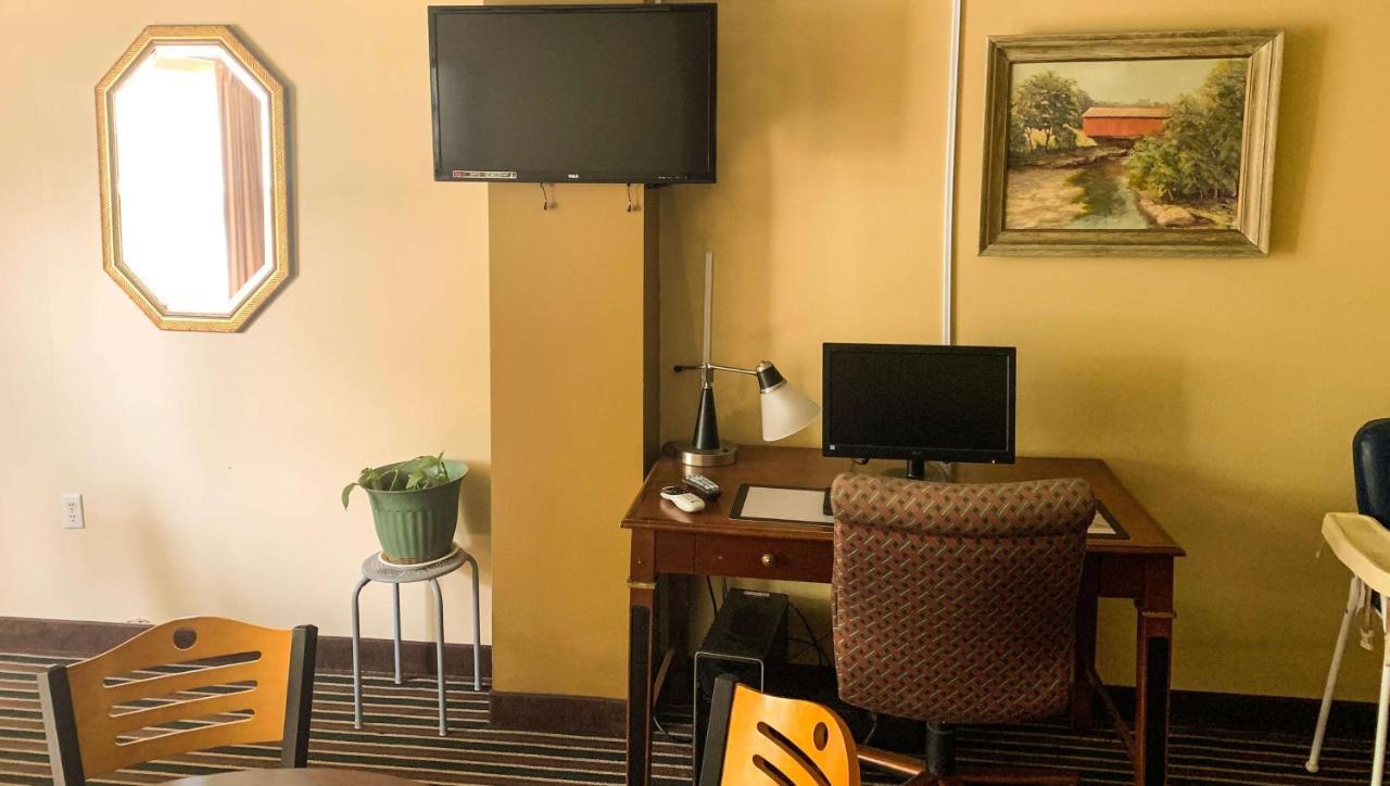 Royal Inn Rockville Екстер'єр фото